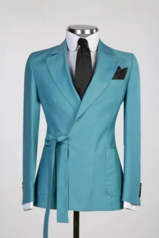 Bespoke Blue Peaked Lapel Fashion Wool Prom Suits With Belt