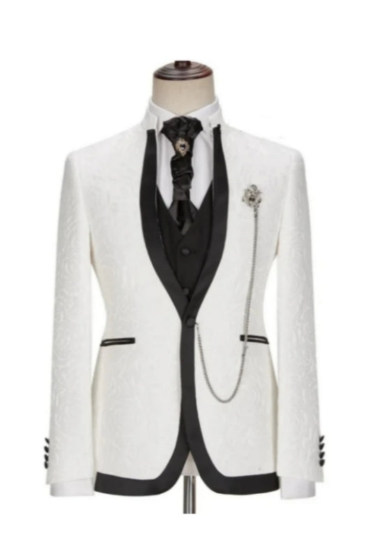 Generous White Jacquard 3 Pieces Shawl Lapel Wedding Men Suit
