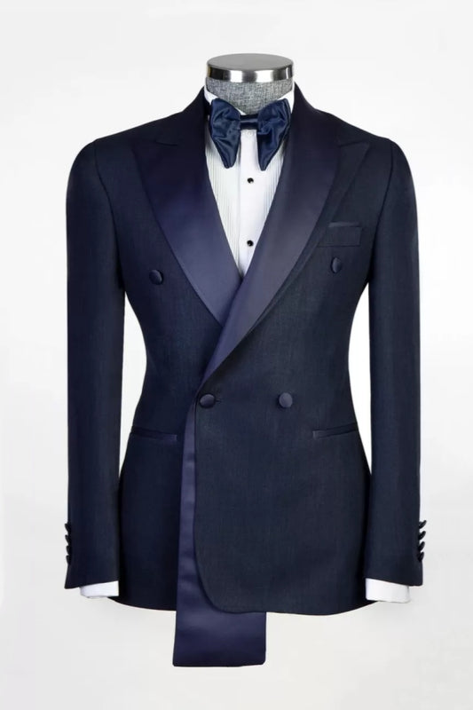 Stylish Dark Navy Double Breasted Peaked Lapel Wool Prom Suits