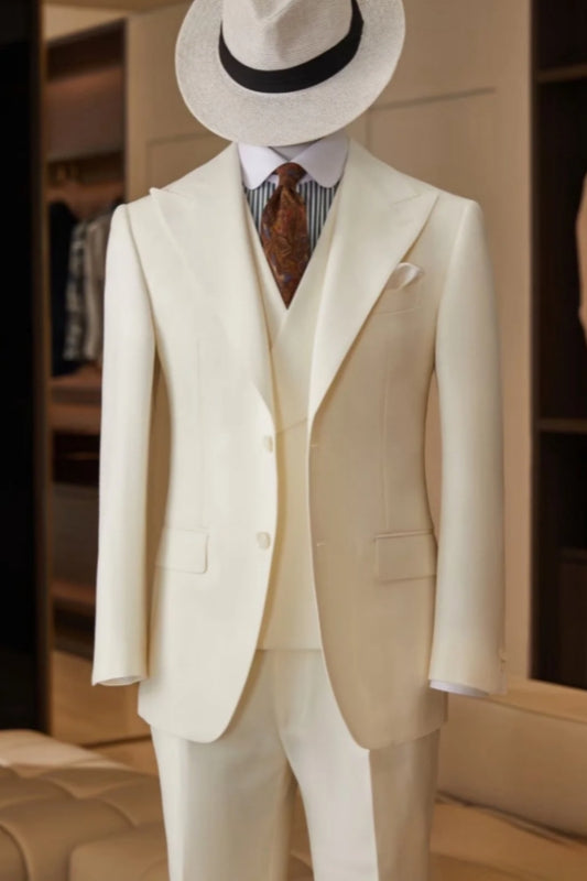 Modern Cream White Peaked Lapel 3-Piece Wool Business Suits