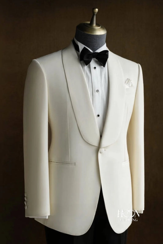 Chic White One Button Handsome Shawl Lapel Wool Wedding Suits