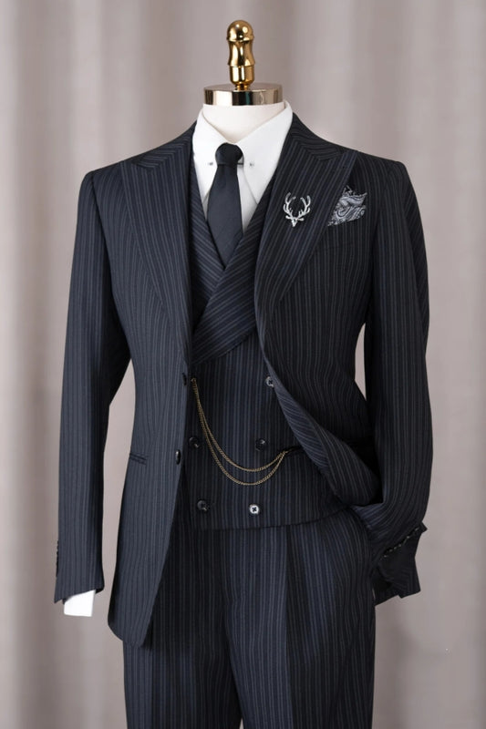 Modern Dark Gray 3 Pieces Striped Peaked Lapel Business Suits
