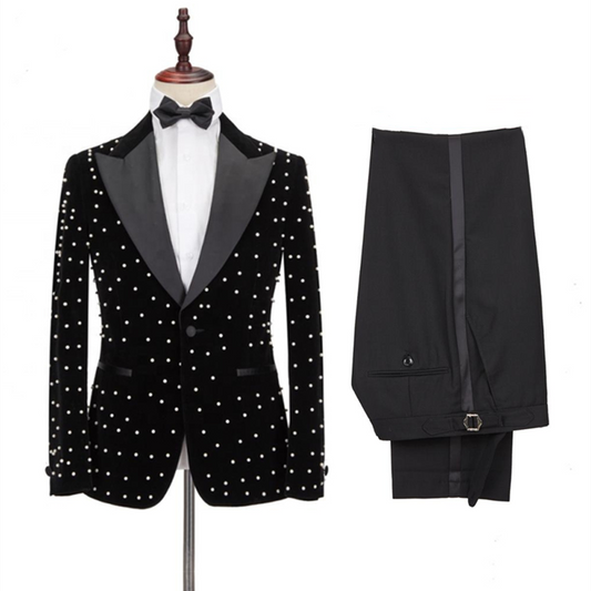 Unique Black Beadings Peaked Lapel Prom Men Suits