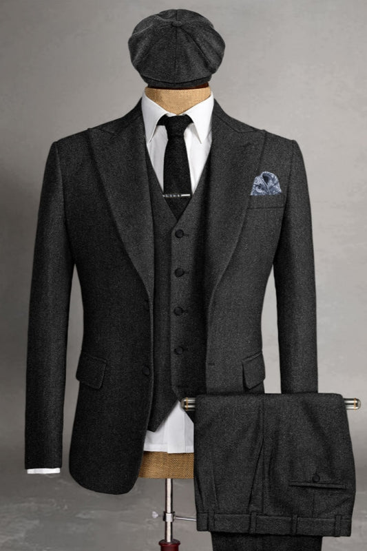 Handsome Dark Gray Peaked Lapel Wool Business Suits