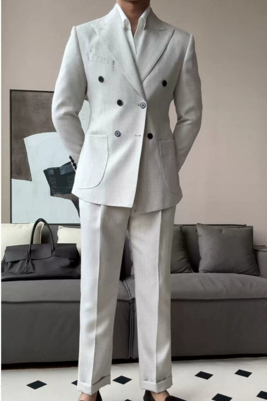 Handsome Off-White Double Breasted Peaked Lapel Wool Prom Men Suits