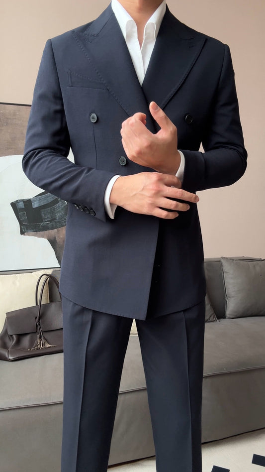 Bespoke Dark Blue Peaked Lapel Double Breasted Wool Prom Men Suits