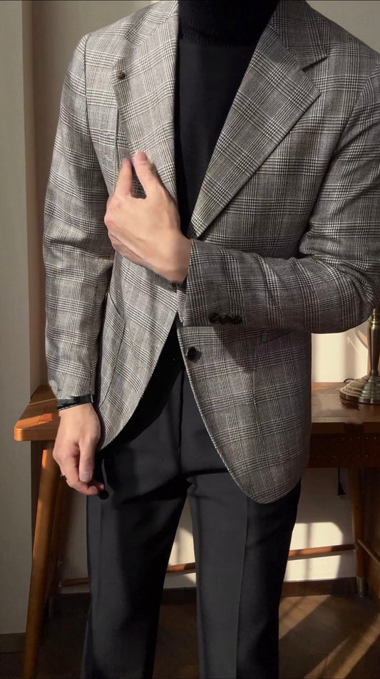 Bespoke Gray Plaid Notched Lapel Wool Prom Suits With Black Pants