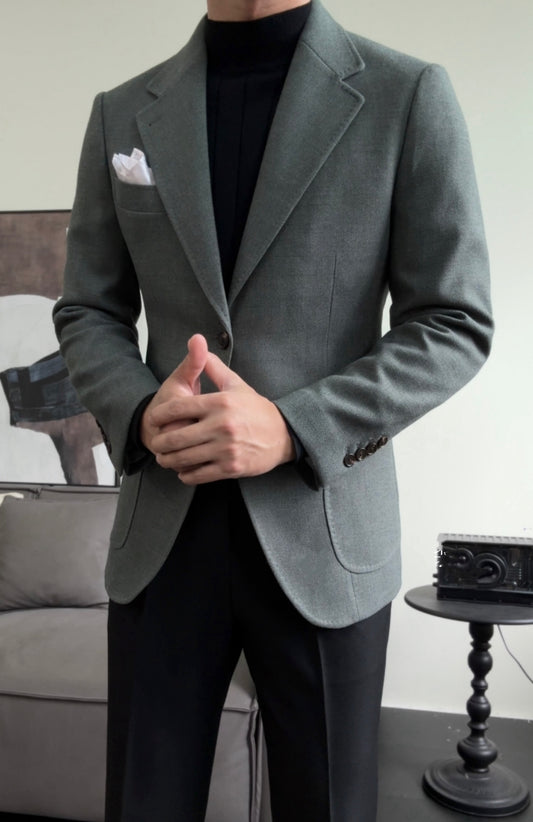 Stylish Gray Notched Lapel Wool Prom Suits With Black Pants