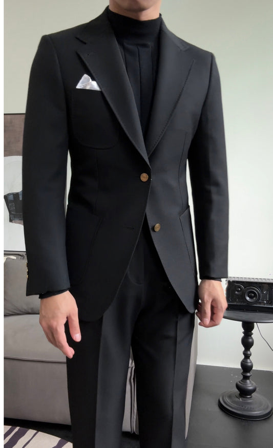 Generous Black Notched Lapel Wool Prom Men Suits