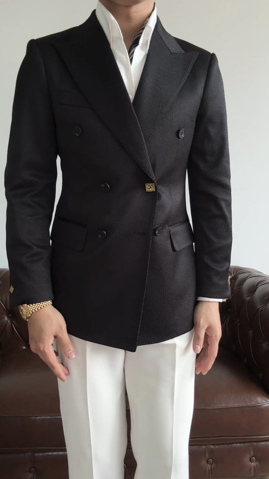 Close Fitting Black Peaked Lapel Wool Prom Men Suits