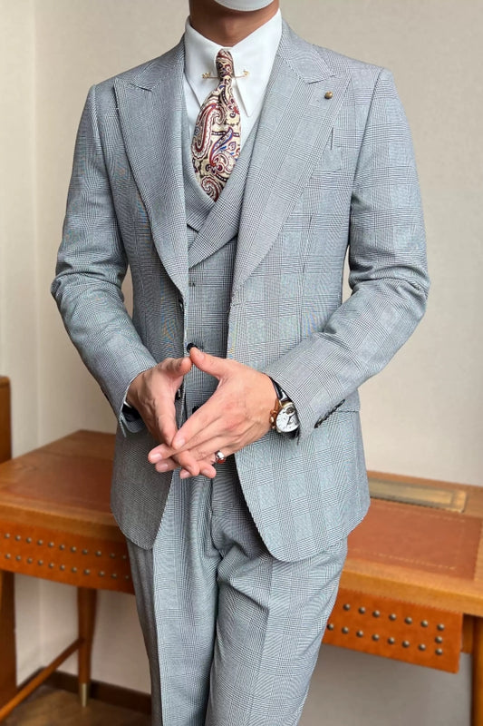 Newest Gray Plaid Peaked Lapel Wool Prom Men Suits With Waistcoat