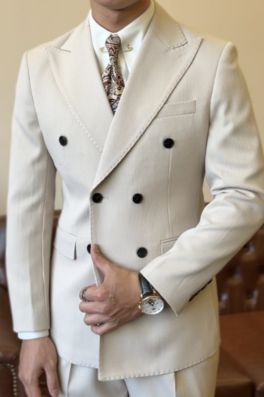 Generous Off-White Striped Peaked Lapel Double Breasted Wool Prom Suits