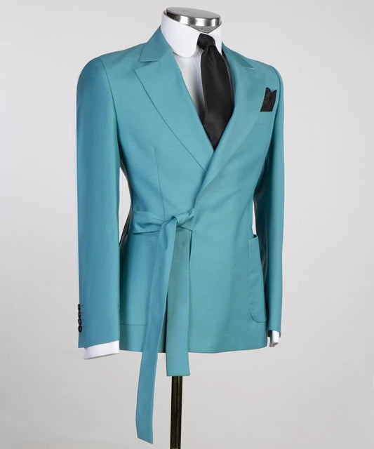 Bespoke Blue Peaked Lapel Fashion Wool Prom Suits With Belt