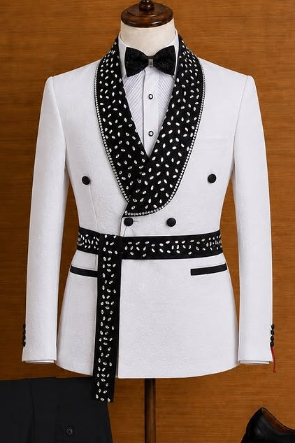 White Decent Beadings Shawl Lapel Double Breasted Wedding Suits