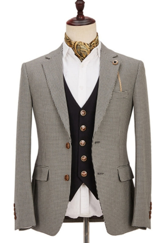 Glamorous Light Gray Plaid Peaked Lapel Business Men Suits