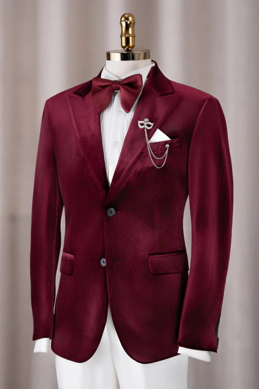 Popular Burgundy Velvet Peaked Lapel Prom Suits