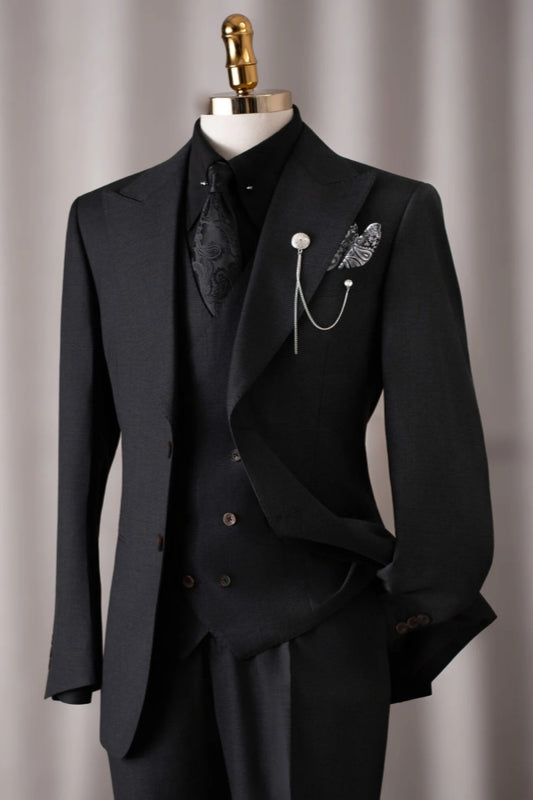 Charming Dark Gray 3-Piece Peaked Lapel Wool Business Men Suits