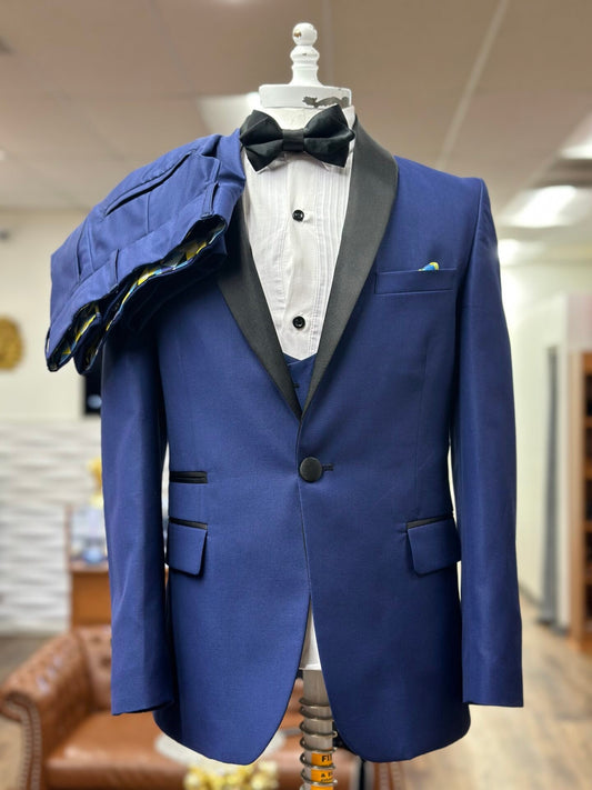 Stylish Navy Blue Shawl Lapel Wool Wedding Suits With  Waistcoat