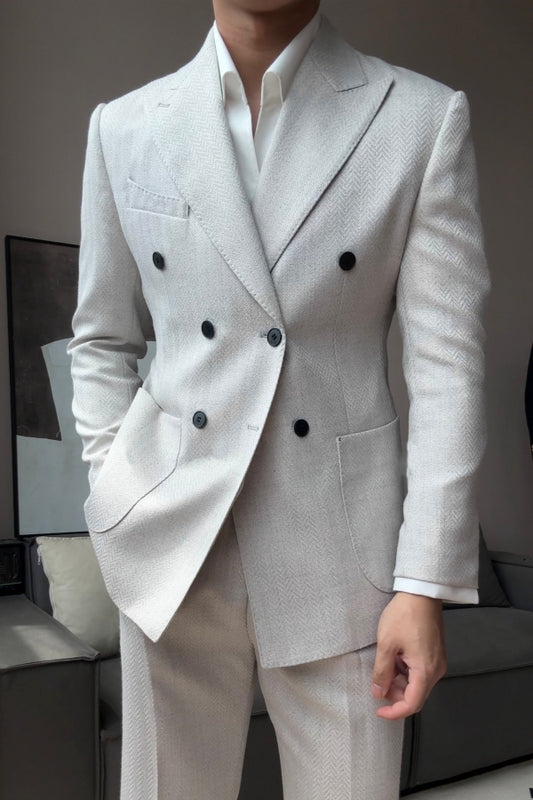 Handsome Off-White Double Breasted Peaked Lapel Wool Prom Men Suits