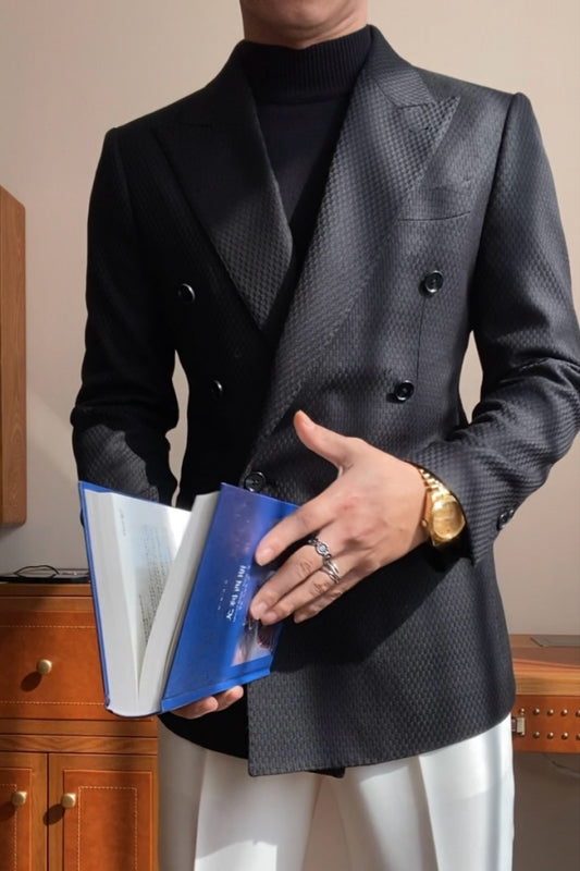 Black Plaid Peaked Lapel Wool Prom Men Suits With White Pants