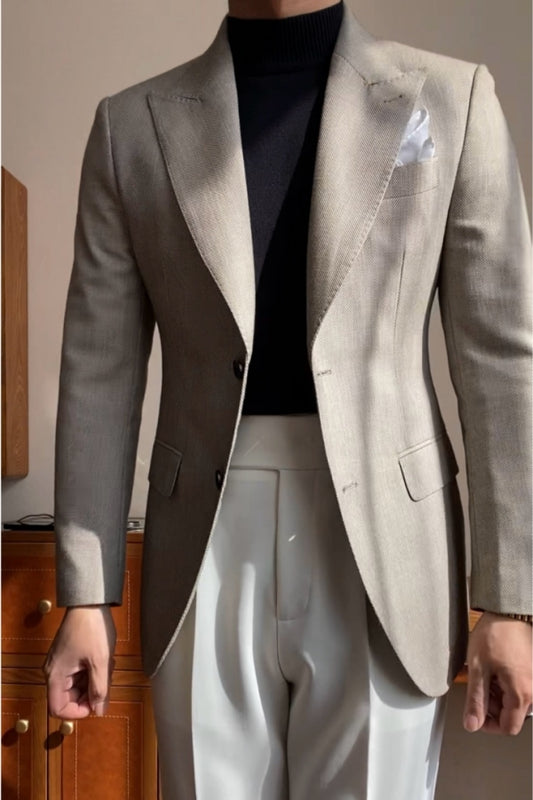 Trendy Gray Peaked Lapel Wool Prom Men Suits