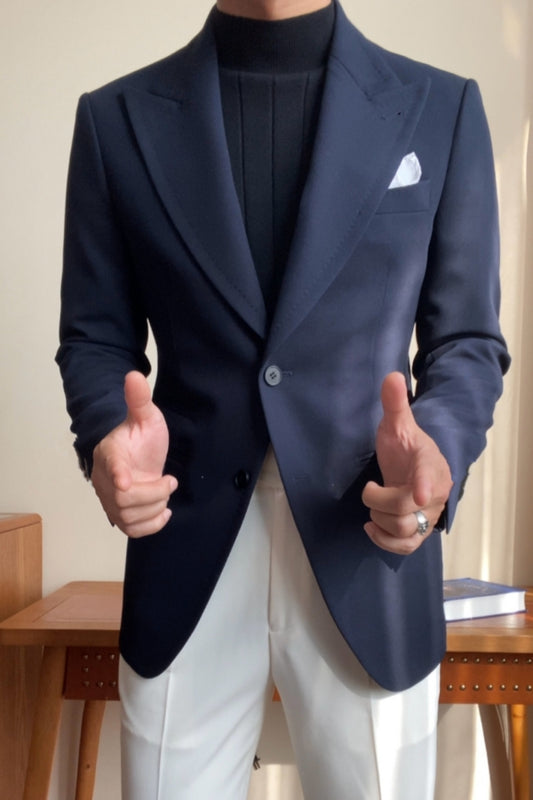 Handsome Dark Blue Peaked Lapel Wool Prom Suits With White Pants