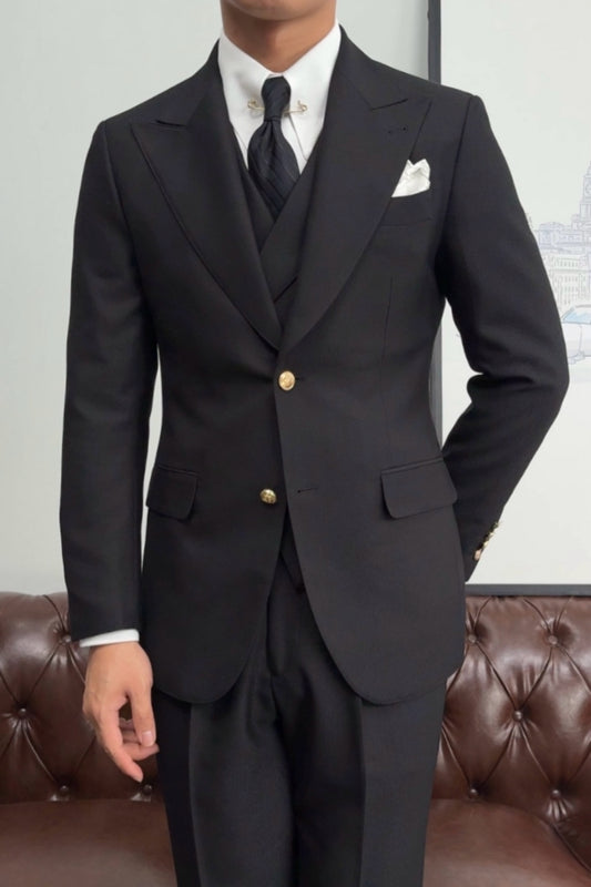 Generous 3 Pieces Dark Gray Peaked Lapel Wool Prom Suits